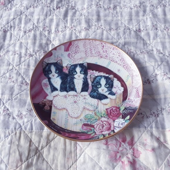 Vintage Porcelain Collectible Cat Kittens Plate - Picture 1 of 7